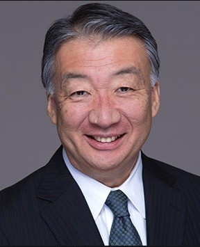 平手 晴彦